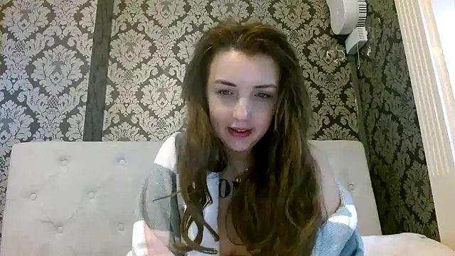 LucyLuxee19 online show from 01/20/25, 09:24