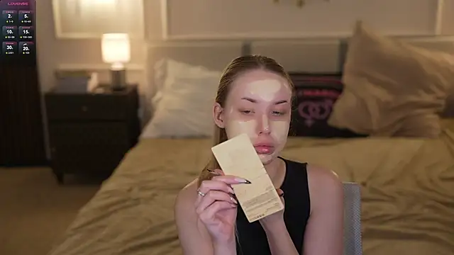 Linda054 online show from 11/19/25, 01:27