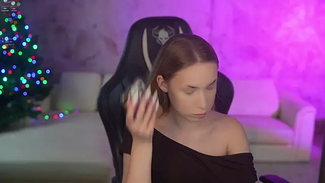 Linda054 online show from 12/21/25, 12:46