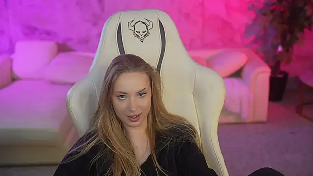 Linda054 online show from 10/08/25, 03:30