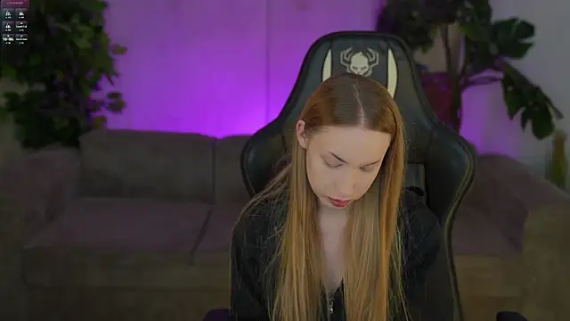 Linda054 online show from 11/02/25, 01:32