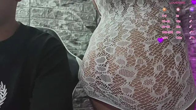 Snapshot of HotCouple_697 chatting on 02/26/26, 10:32 HotCouple 697 online show from 02/26/26, 10:32