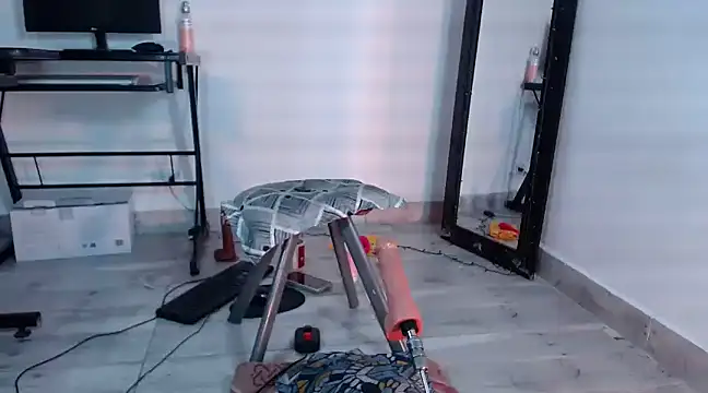 Amelie hills02 online show from 03/18/25, 09:23