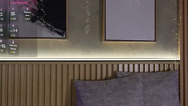 Lana Lann online show from 04/23/26, 04:19