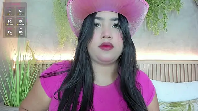 Snapshot of Lana_Lann chatting on 09/15/25, 02:06 Lana Lann online show from 09/15/25, 02:06