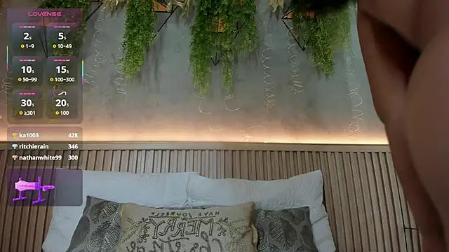 Lana Lann online show from 12/13/25, 08:04