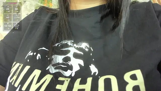 Snapshot of Lana_Lann chatting on 10/18/25, 12:18 Lana Lann online show from 10/18/25, 12:18