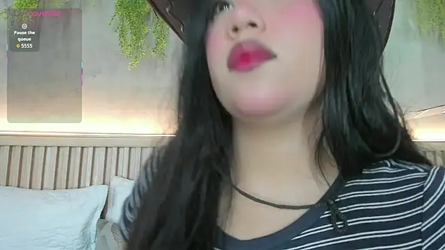 Lana Lann online show from 11/29/25, 12:16