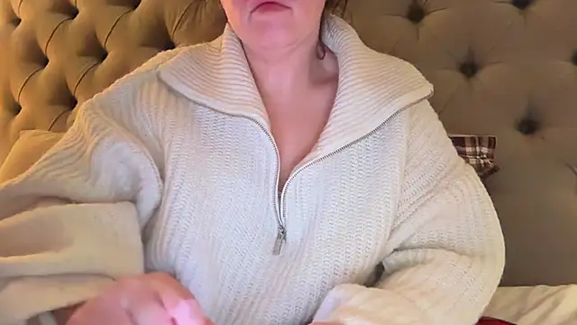 Sandysecret online show from 12/14/25, 09:20