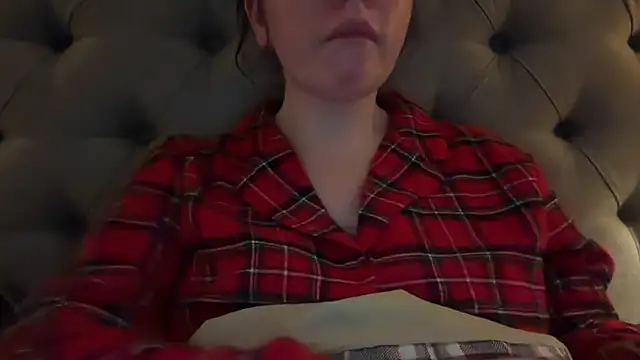 Sandysecret online show from 12/17/25, 08:25