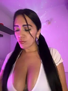 tamara jay online show from 10/26/25, 09:59