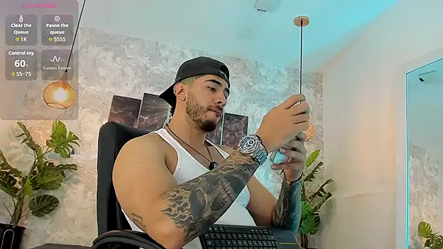 Snapshot of Nate_franco chatting on 07/09/26, 04:13 Nate franco online show from 07/09/26, 04:13