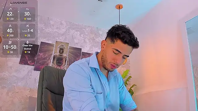 Snapshot of Nate_franco chatting on 02/15/26, 04:57 Nate franco online show from 02/15/26, 04:57