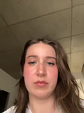 nerdynina online show from 11/02/25, 12:15