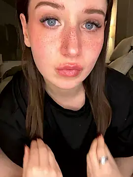 nerdynina online show from 01/08/26, 12:38