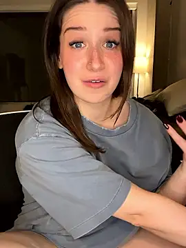 nerdynina online show from 01/13/26, 12:15