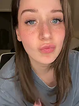 nerdynina online show from 01/10/26, 12:17