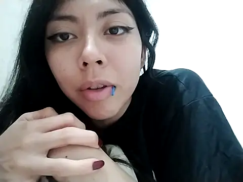 Snapshot of chinanochina chatting on 03/19/25, 04:14 chinanochina online show from 03/19/25, 04:14