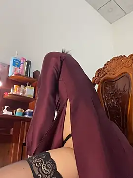    Erin    online show from 07/02/26, 03:18