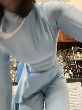    Erin    online show from 07/10/26, 03:06