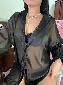    Erin    online show from 06/26/26, 01:39