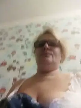 Forest-Lady online show from 09/09/25, 10:47