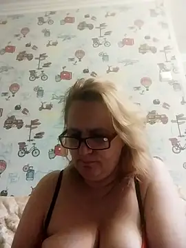 Forest-Lady online show from 09/10/25, 12:26