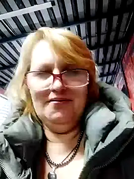 Forest-Lady online show from 02/21/25, 09:00