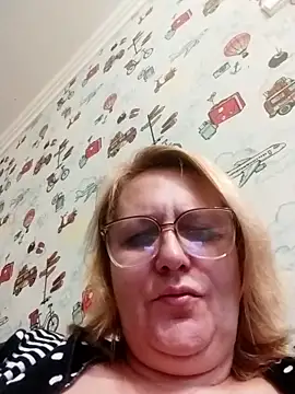 Forest-Lady online show from 09/18/25, 02:53