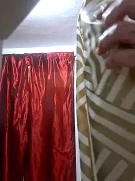 Snapshot of Robriguezxxx chatting on 03/12/25, 06:51 Robriguezxxx online show from 03/12/25, 06:51