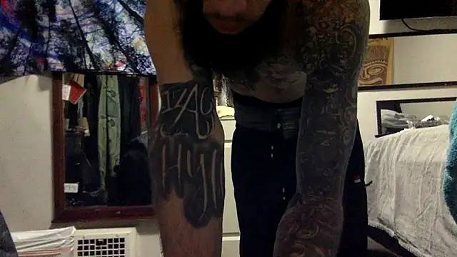 Snapshot of Robriguezxxx chatting on 02/10/25, 04:52 Robriguezxxx online show from 02/10/25, 04:52
