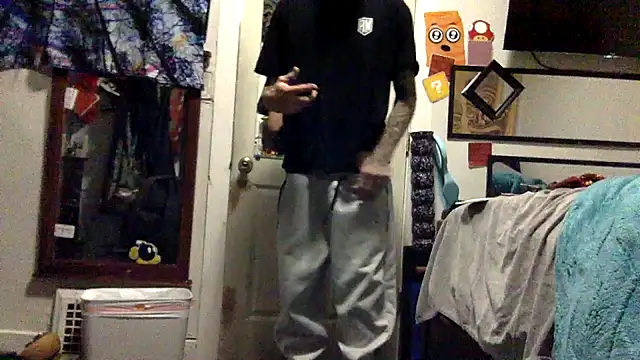 Snapshot of Robriguezxxx chatting on 02/16/25, 03:15 Robriguezxxx online show from 02/16/25, 03:15