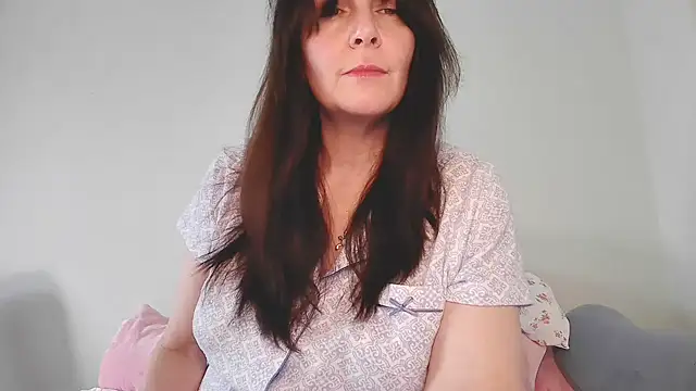 BlueEyezIrish online show from 11/18/25, 07:28