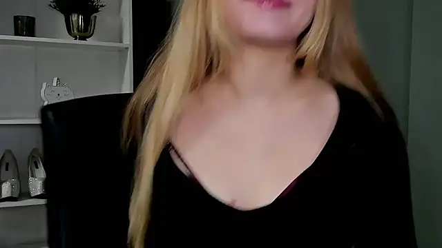 kitty valeria online show from 09/22/25, 08:48