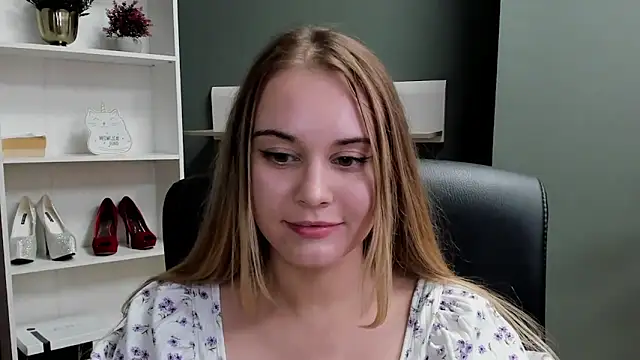 kitty valeria online show from 12/20/25, 08:01