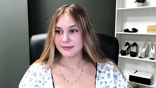 kitty valeria online show from 07/13/26, 09:03