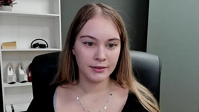 kitty valeria online show from 01/11/26, 03:30