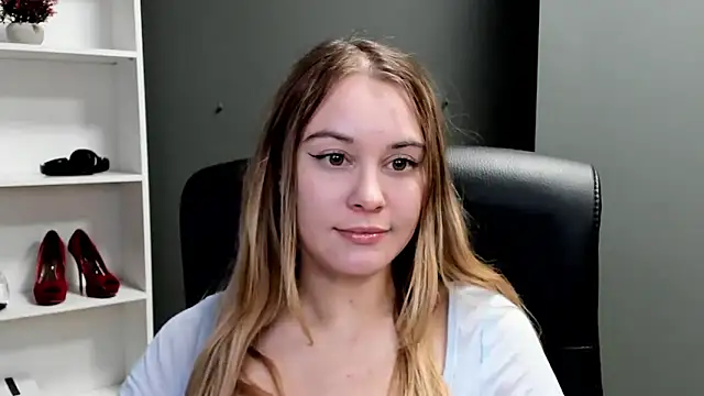 kitty valeria online show from 02/11/26, 03:45