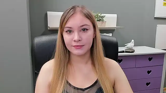 kitty valeria online show from 02/09/25, 07:48