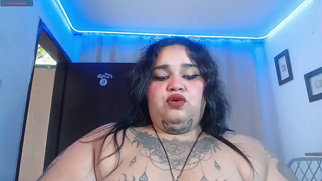 VeronikCuhubby online show from 03/11/25, 01:12