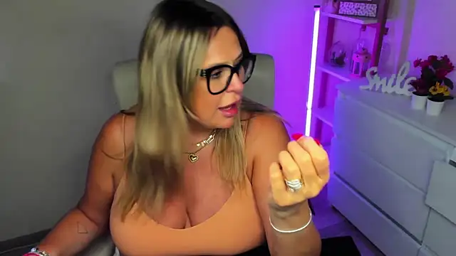 teaseDiana online show from 03/13/25, 09:54