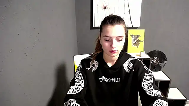 Snapshot of lady_olivia_ chatting on 11/19/25, 01:33 lady olivia online show from 11/19/25, 01:33