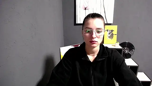 Snapshot of lady_olivia_ chatting on 11/11/25, 01:28 lady olivia online show from 11/11/25, 01:28