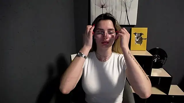 lady olivia  online show from 05/19/26, 01:18
