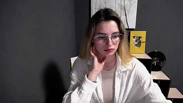 lady olivia  online show from 05/07/26, 01:58