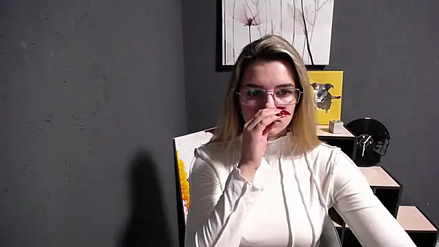 lady olivia  online show from 02/17/26, 02:25