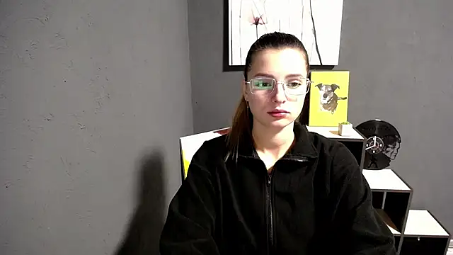 Snapshot of lady_olivia_ chatting on 12/18/25, 01:26 lady olivia online show from 12/18/25, 01:26