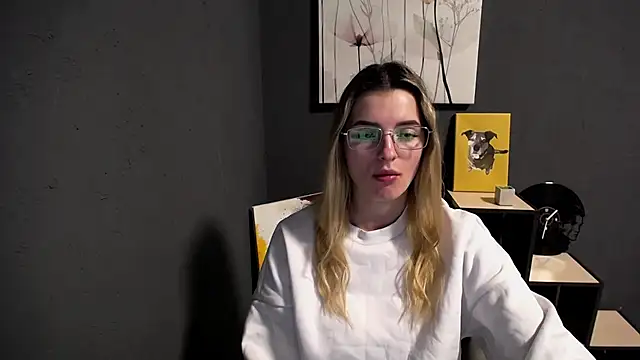 lady olivia  online show from 03/21/26, 01:59