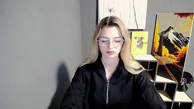 Snapshot of lady_olivia_ chatting on 07/10/26, 11:32 lady olivia online show from 07/10/26, 11:32