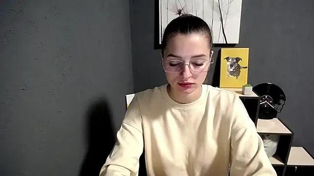 lady olivia  online show from 09/26/25, 02:13
